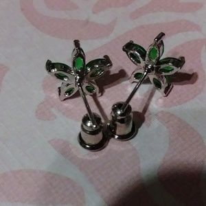 Jewelry - Green flower studs Jewelry - Green flower studs